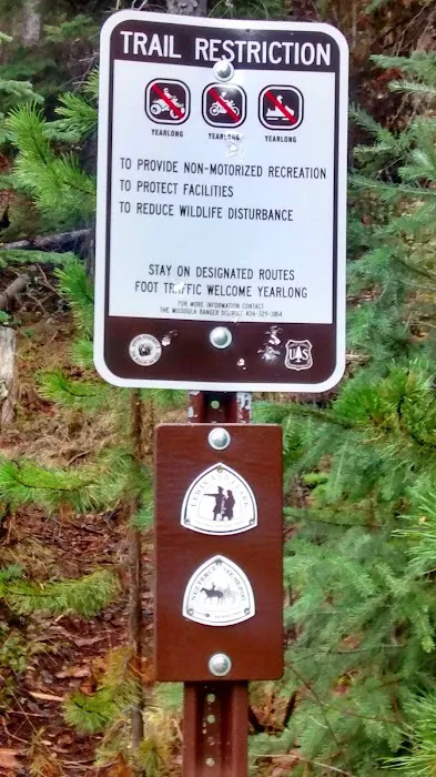 Earl Tennant Campground Picture 3