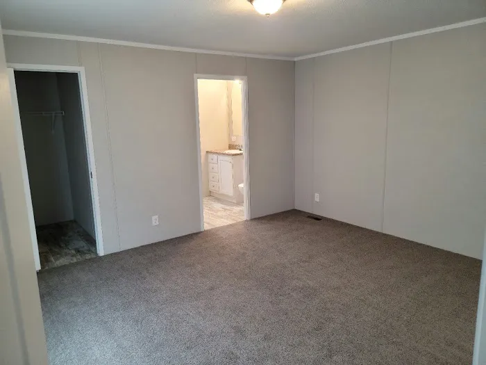 Apple Valley Manufactured Home Community Picture 1
