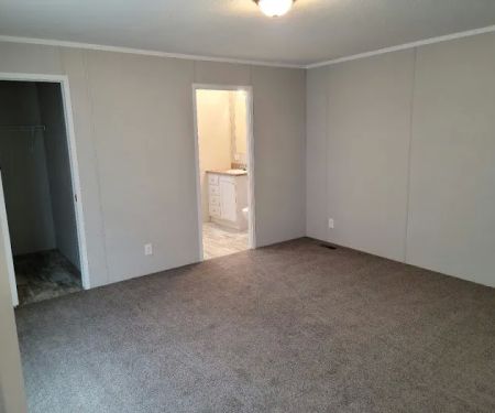 Apple Valley Manufactured Home Community