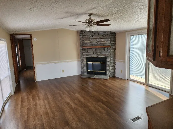 Apple Valley Manufactured Home Community Picture 4