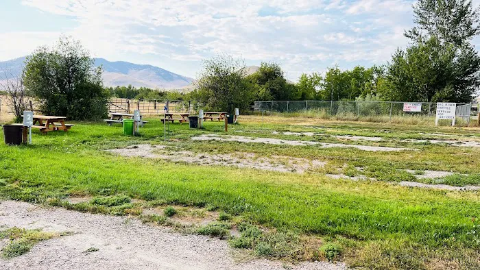 Big River Rentals Picture 4