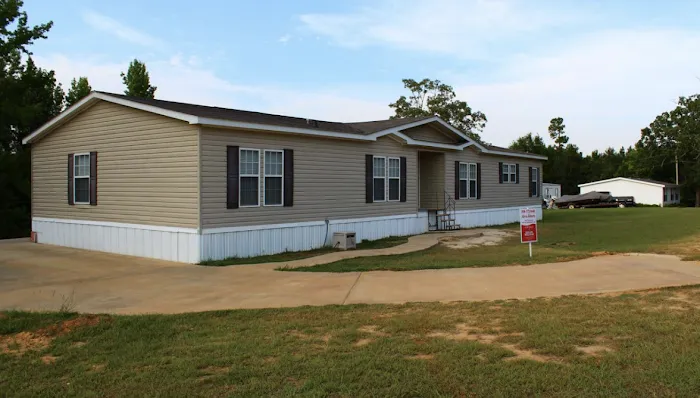 Hudson Mobile Home Community Picture 6