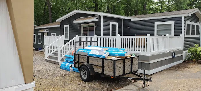 Cap's Mobile Home Park Picture 3