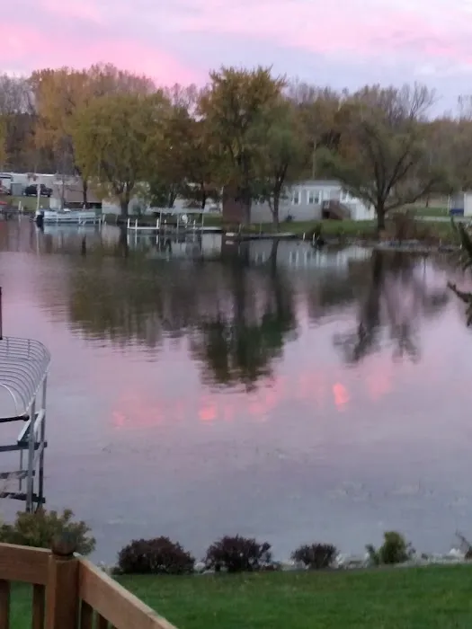 Bledsoe's Lake James Mobile Home Park Picture 6