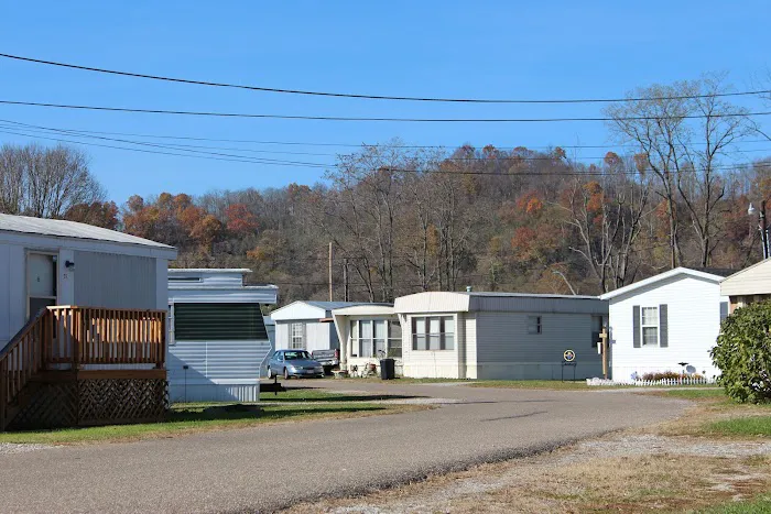 Johnson's Mobile Home Park Picture 1