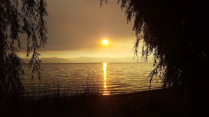 Agency Lake Resort Picture 1