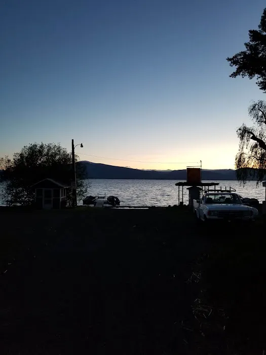 Agency Lake Resort Picture 7