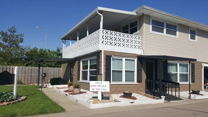 Harmony Pointe Mobile Home Park Picture 8