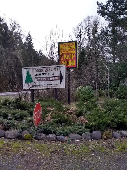 Redwood Hwy Campground Picture 8