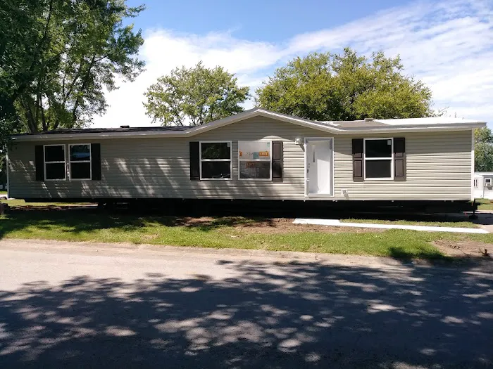 Olwine Mobile Home Park Picture 8