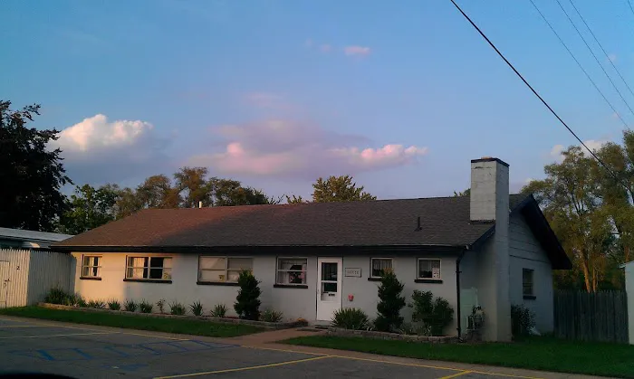 Lee Villa Mobile Home Park Picture 3