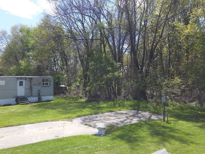 Arbor Village Mobile Home Community Picture 7