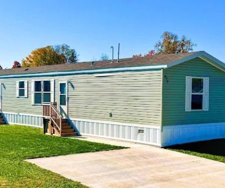 North Trail Village MHC