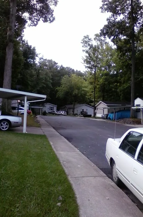 Country Court Estates Picture 7