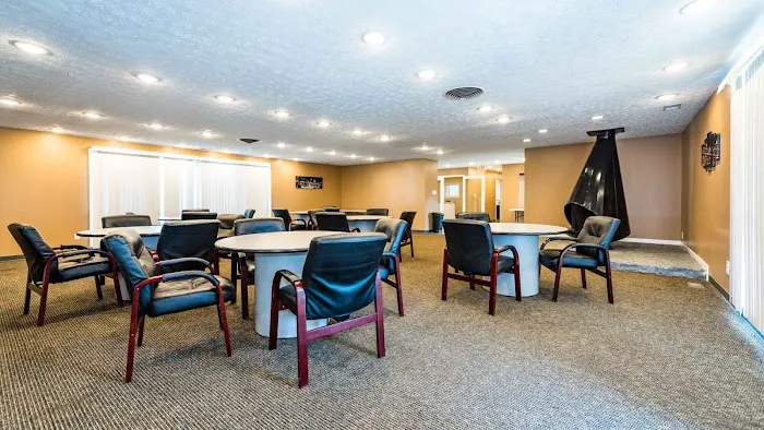 Oakwood Village Picture 2