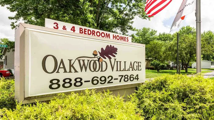 Oakwood Village Picture 5