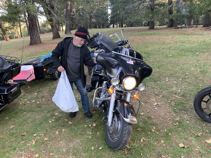 Cedar Bloom Farm Picture 7