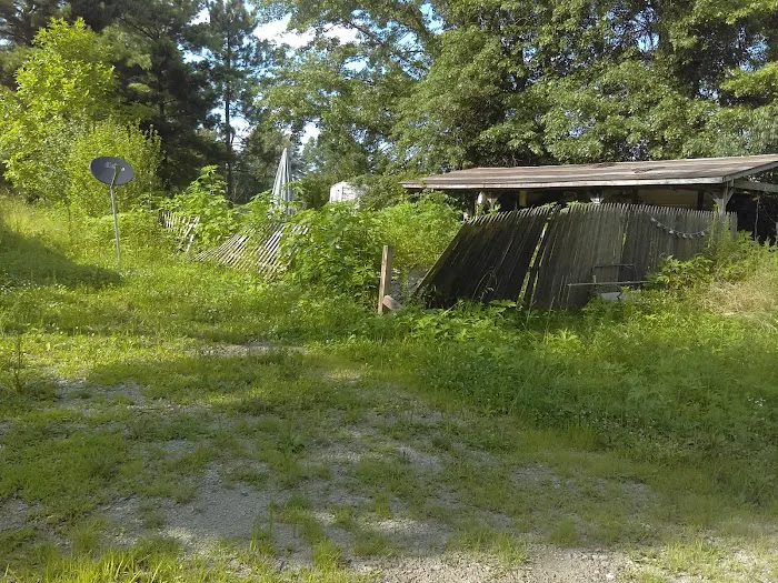 Green Meadows Mobile Home Park Picture 10