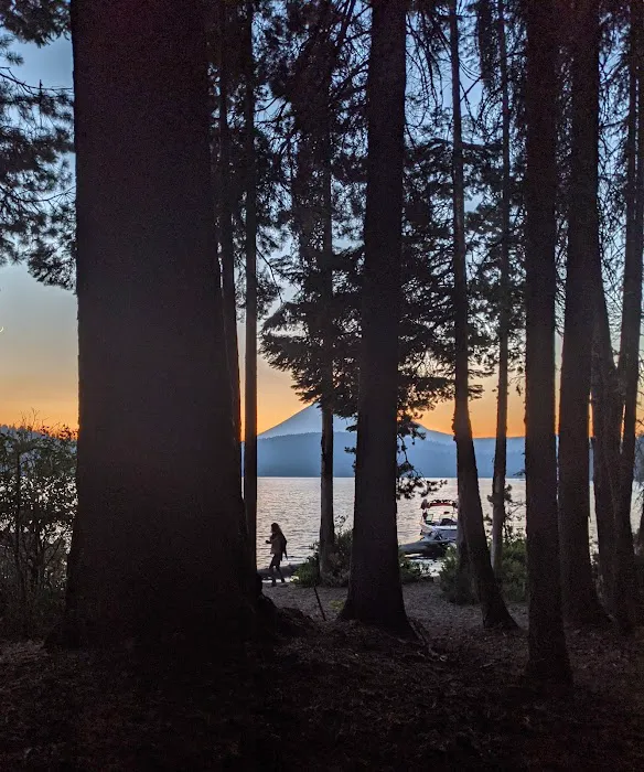 Sunset Campground - Lake of the Woods Picture 10