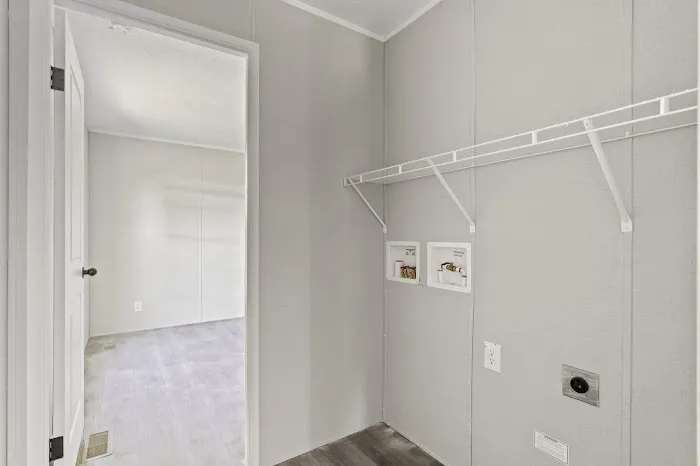 Ideal North Manufactured Home Community Picture 6