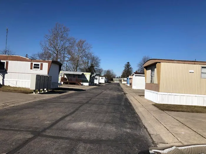 Berne Mobile Home Park Picture 5
