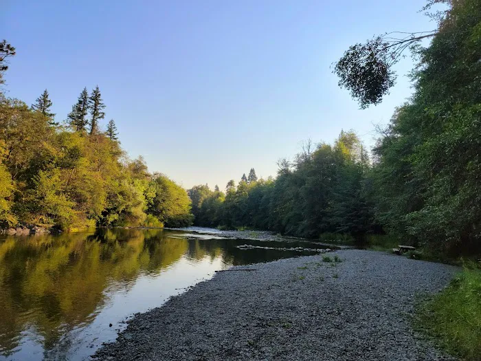 Jackson Campground on the Applegate River Picture 9