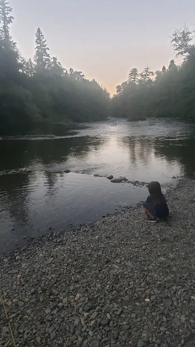 Jackson Campground on the Applegate River Picture 8