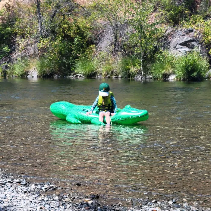 Jackson Campground on the Applegate River Picture 4