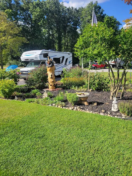 Hideaway RV Park Picture 10