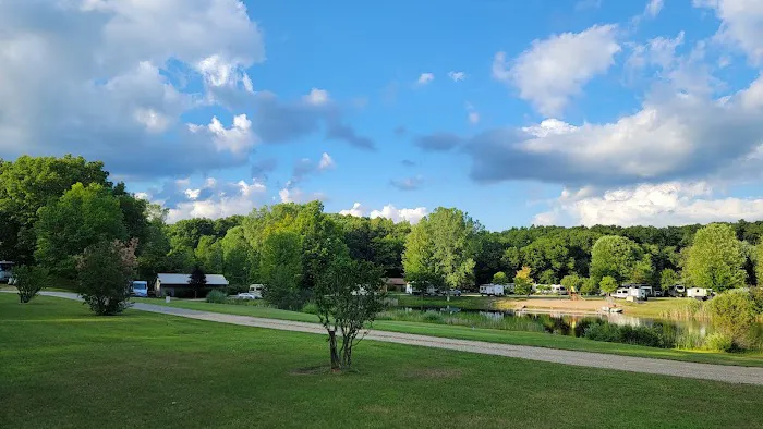 Hideaway RV Park Picture 5
