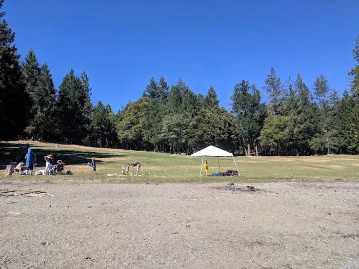 Applegate Lake Hart-Tish Park Picture 10