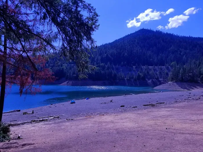 Applegate Lake Hart-Tish Park Picture 8