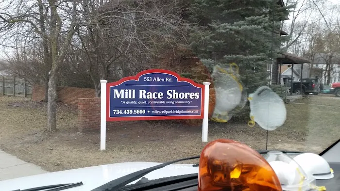 Mill Race Shores Picture 3