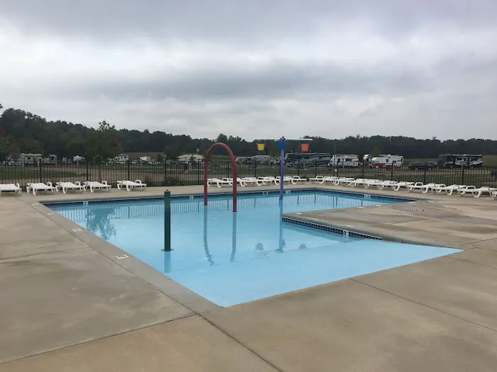 Camp Turkeyville RV Resort Picture 5