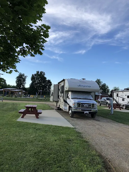 Camp Turkeyville RV Resort Picture 10
