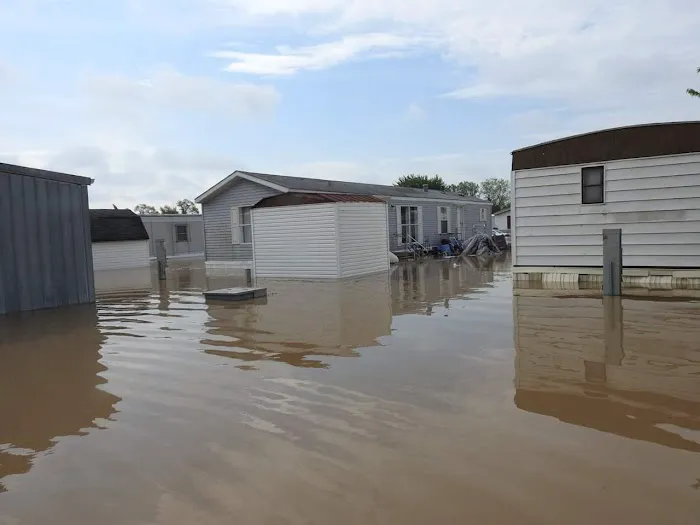 Ulm's Manufactured Homes Picture 6