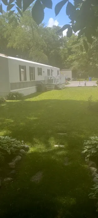 Stoney Creek Estates Mobile Home Park Picture 2