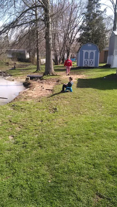 Lakeshore Estates Mobile Home Picture 4