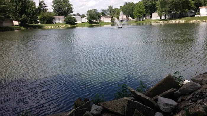 Lakeshore Estates Mobile Home Picture 9