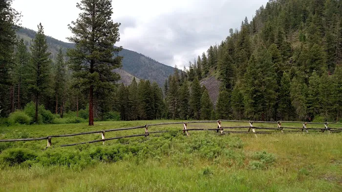 Grizzly Campground Picture 4