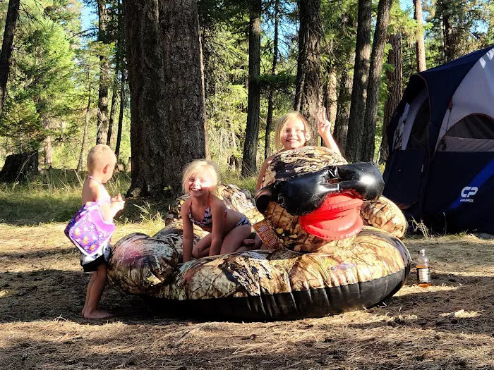 Holland Lake Campground Picture 7