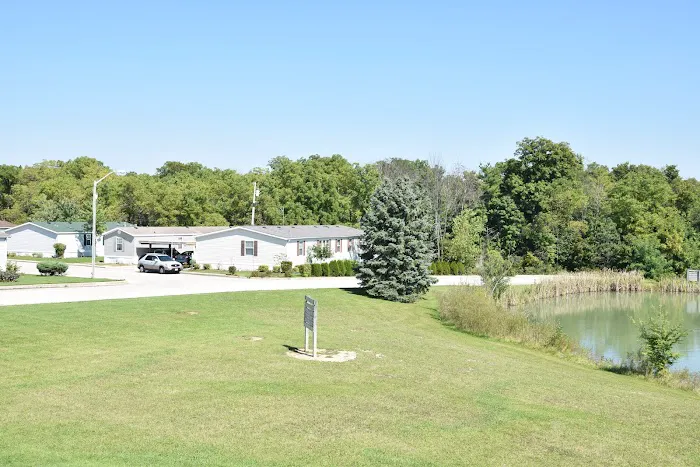 Bluffton Woods Manufactured Home Community Picture 7