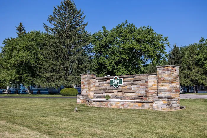 White Oaks Mobile Home Comm Picture 5