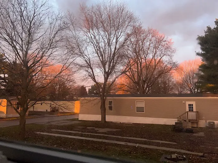 Country Acres LLC Picture 6