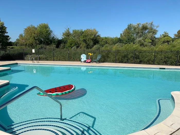 Sylvan Crossing Picture 10