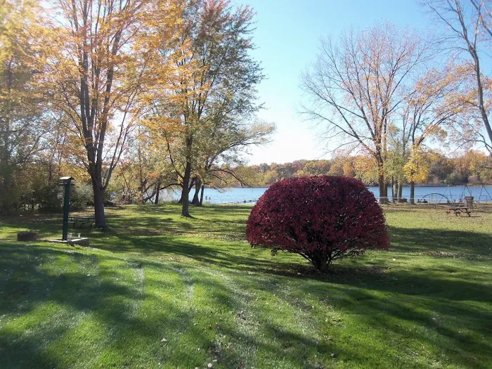Coachman Cove Picture 4