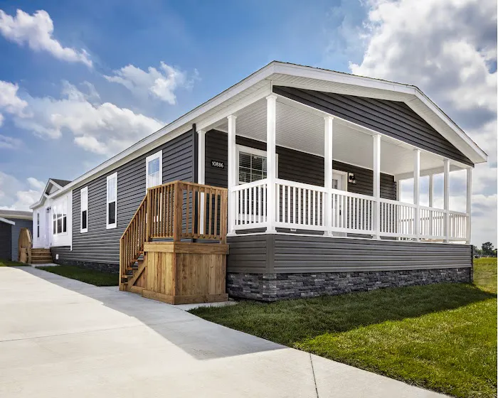 Eaton Pine Village Manufactured Housing Community Picture 10