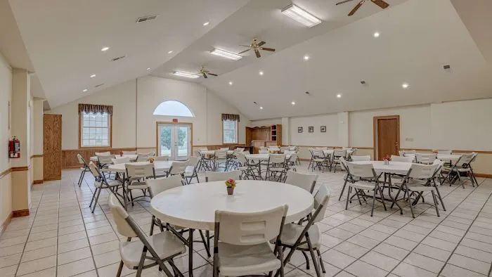 Hickory Hills Village Picture 6