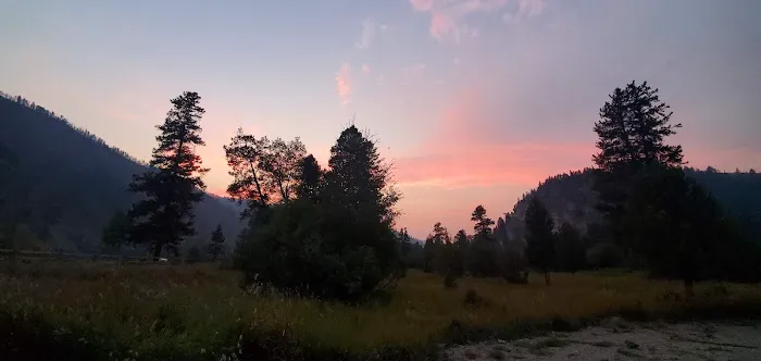 Rock Creek Rustic Cabin Picture 10