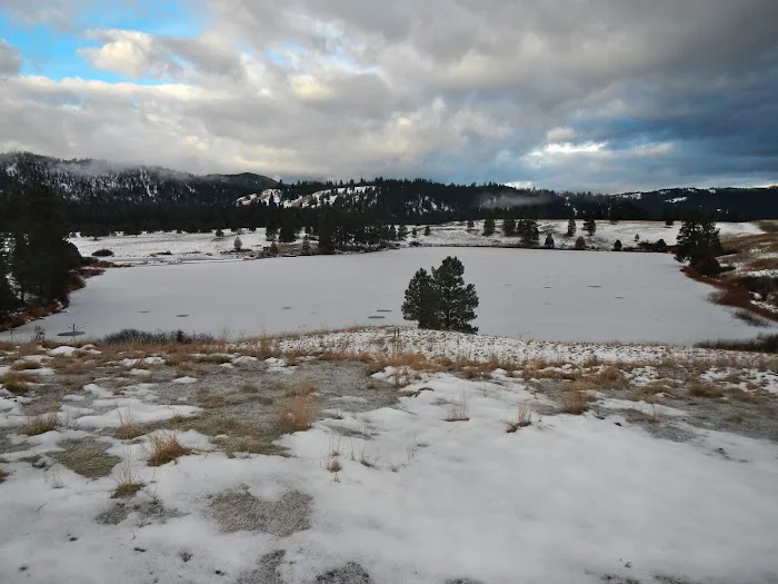 Harper's Lake Campground Picture 6
